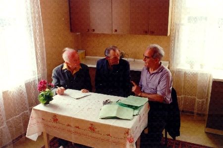 Tjudar Rudolph, Dr. Robert Faurisson, and Henryk Gawkowski, in Małkinia, June 1988.