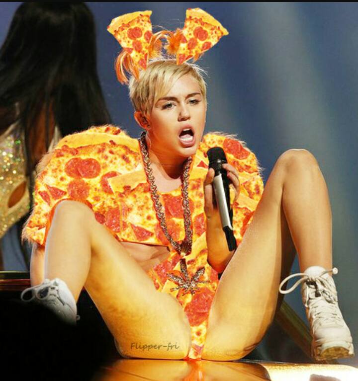 720px x 767px - Miley Cyrus